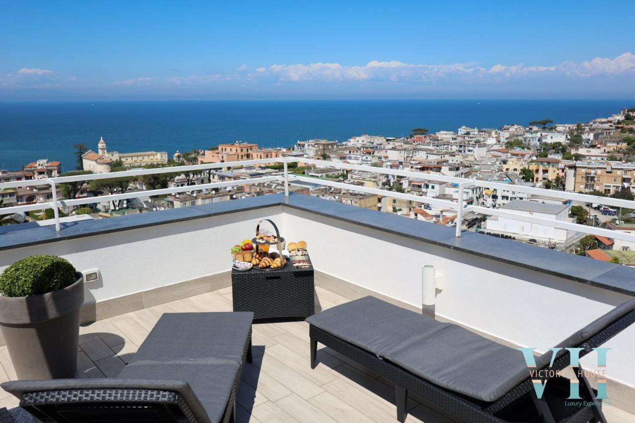 Вилла Victory'S Luxury House With Jacuzzi On The Roof Казамиччола-Терме Экстерьер фото